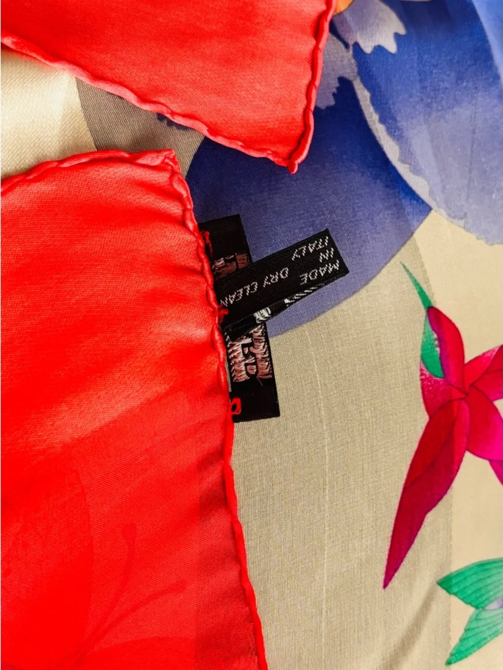 Leonard Paris 100% Silk Orchid Hummingbird Scarf 34x34